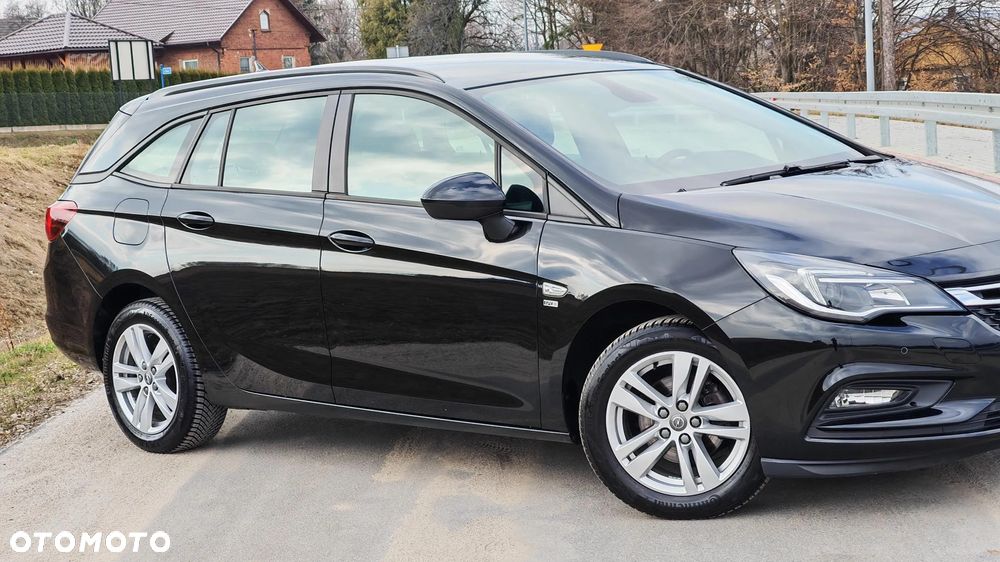 Opel Astra 1.4 Turbo Innovation - 19