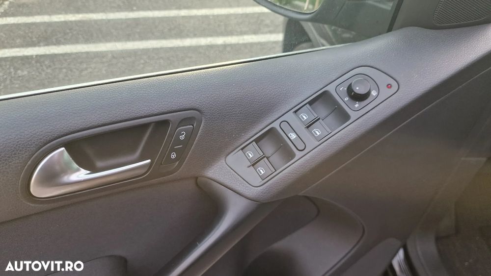 Volkswagen Tiguan 2.0 TDI CR DPF 4Motion DSG Trend&Fun - 16