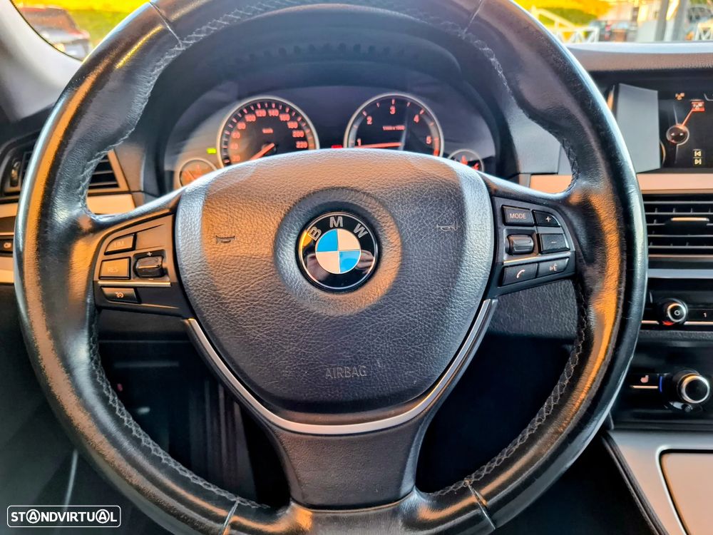 BMW 520 d xDrive Aut. Sport Line - 24