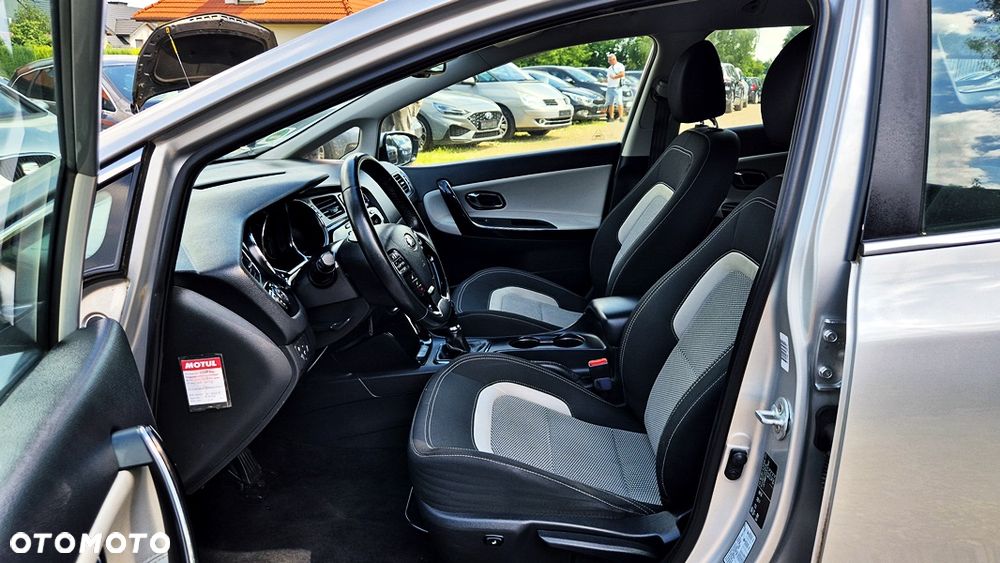 Kia Ceed 1.6 GDI XL - 28