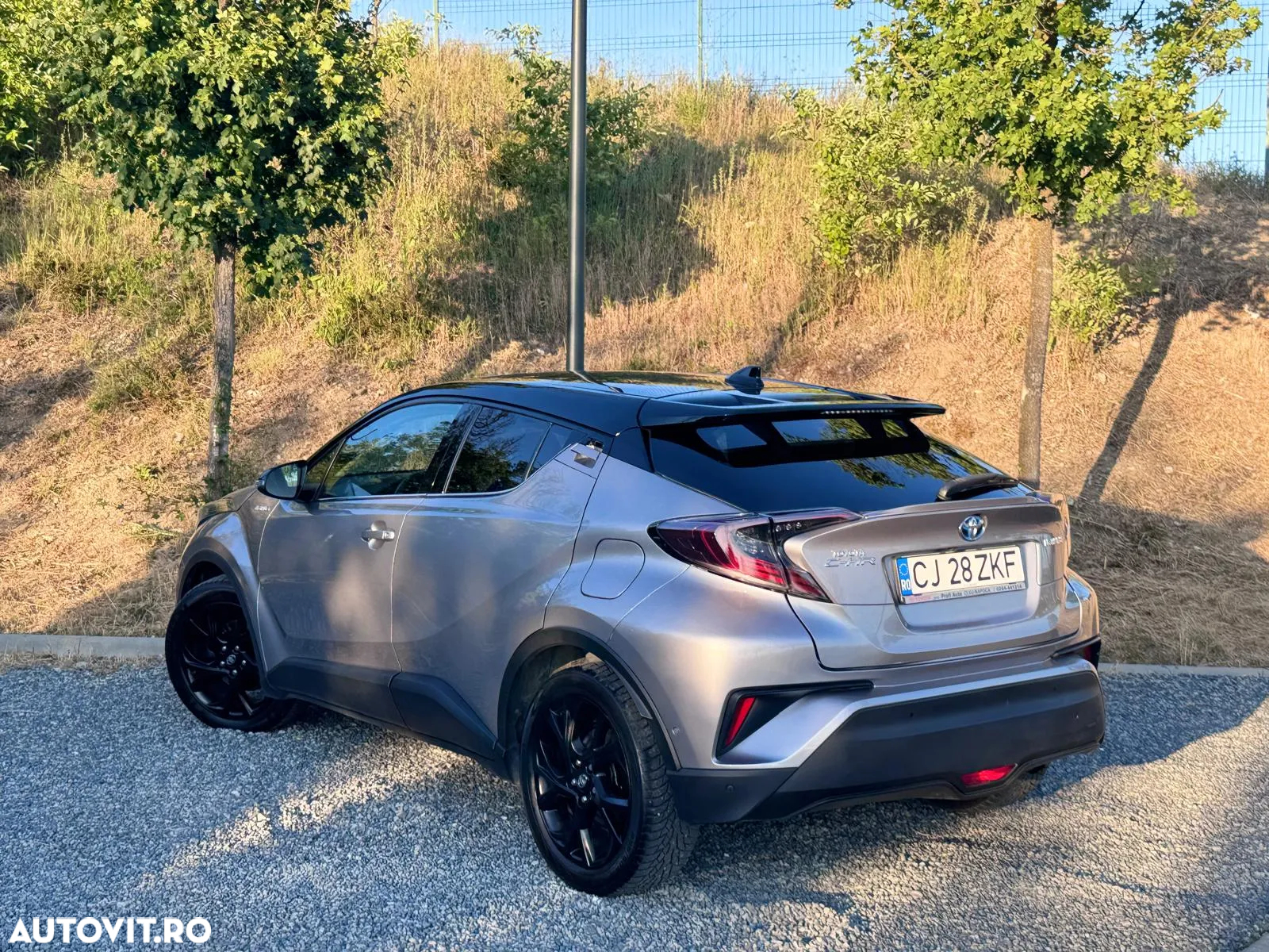 Toyota C-HR 1.8 HSD 4x2 CVT C-lassy LED - 8