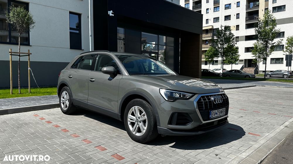 Audi Q3 2.0 40 TFSI S tronic quattro Basic - 2