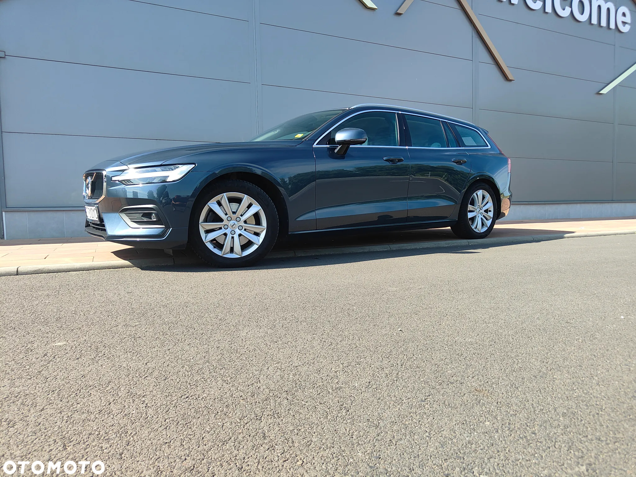 Volvo V60 B3 B Geartronic Momentum - 5