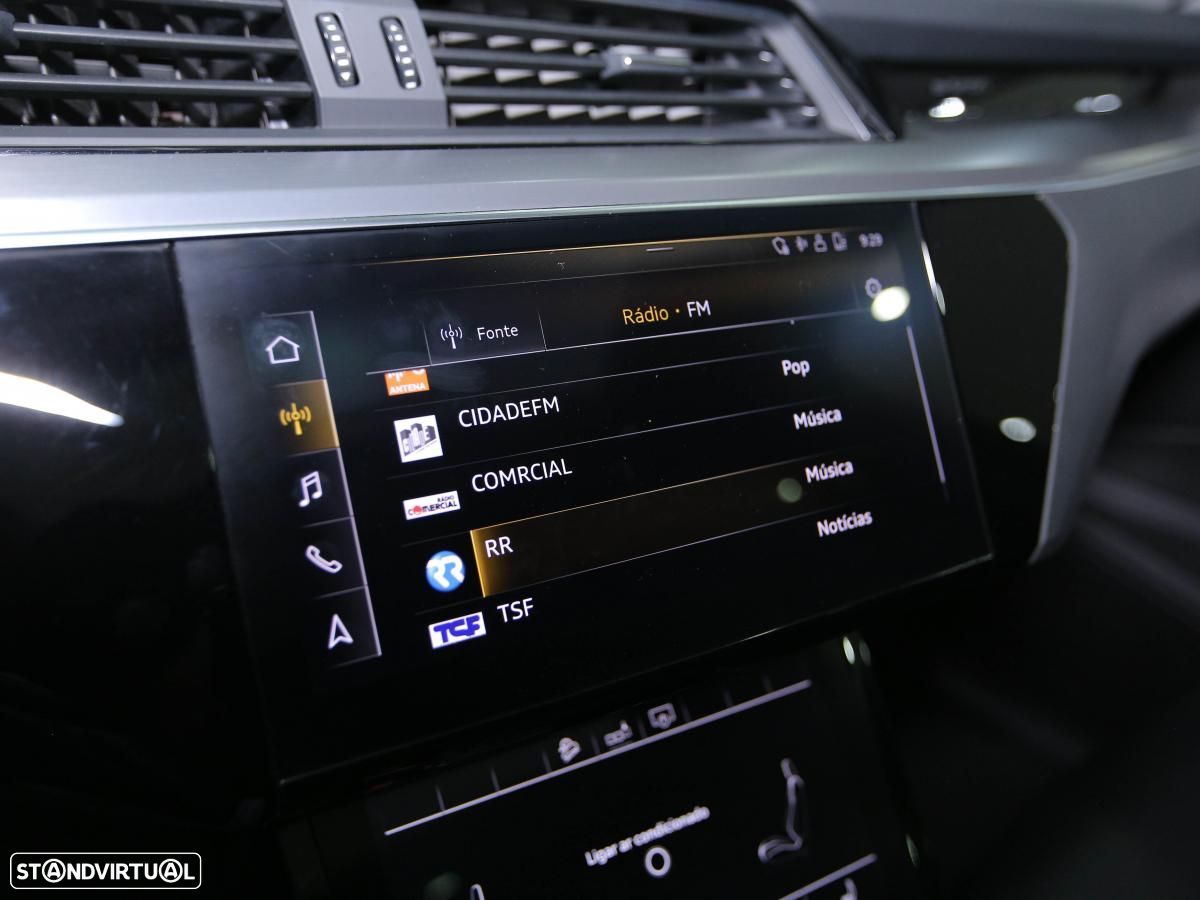 Audi e-tron 50 quattro S line - 25