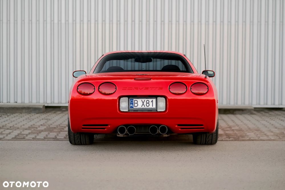 Chevrolet Corvette - 26