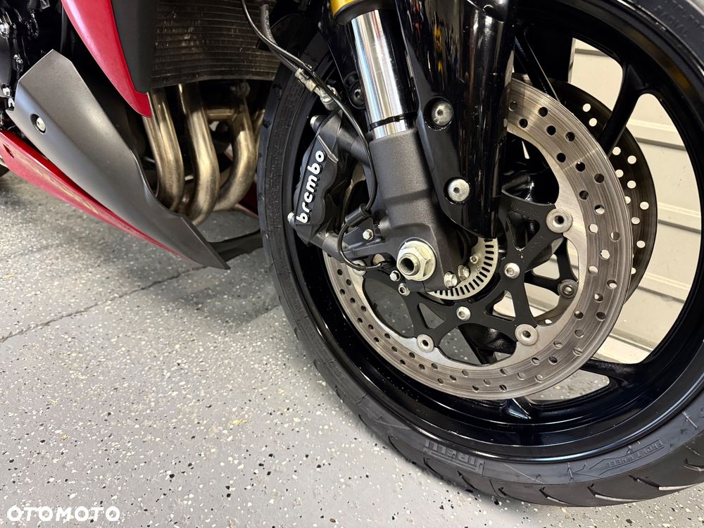Suzuki GSX - 8