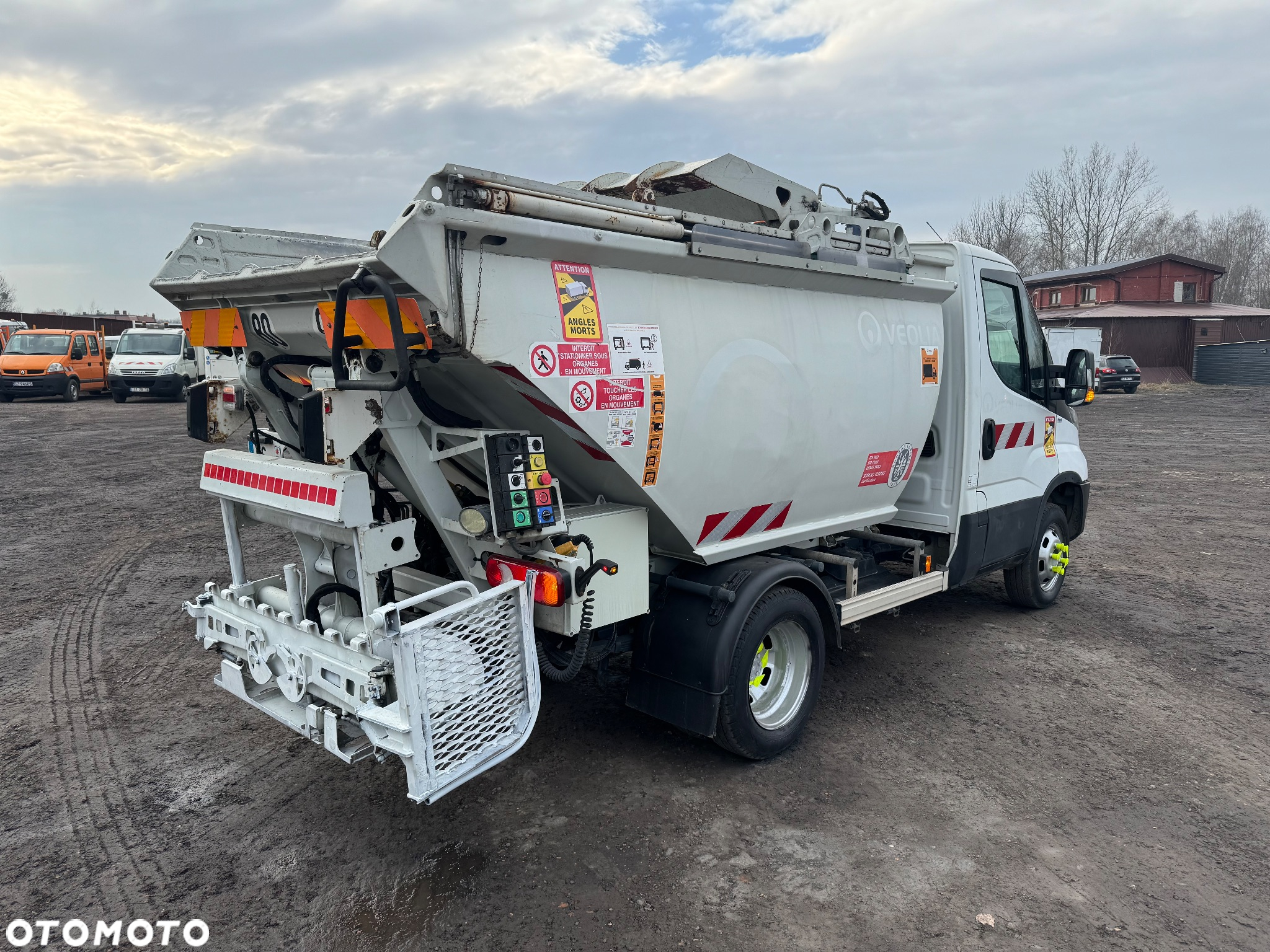 Iveco Daily 35C18 Śmieciarka 2017r. Zoeller Semat 3.5t DMC Tylko 94 tyś.km EURO 6 Prawo Jazdy kat. B Garbage Truck Garbage Car - 18