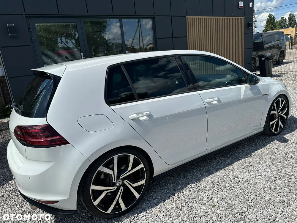 Volkswagen Golf GTI BlueMotion Technology DSG - 13