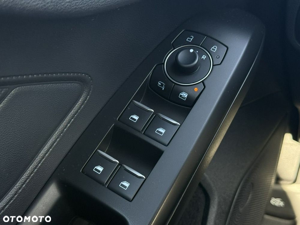 Ford Focus 1.5 EcoBlue STart-Stopp-System TITANIUM X - 29