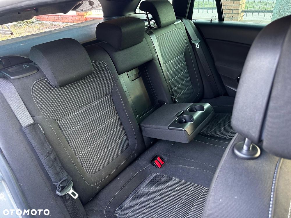 Opel Insignia 1.6 ECOTEC DI Turbo ecoFLEX Business Innovation - 11