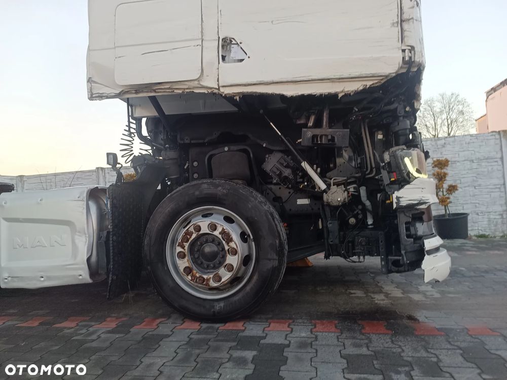 MAN TGX TG3 18.470 low deck retarder 98000zł netto - 6