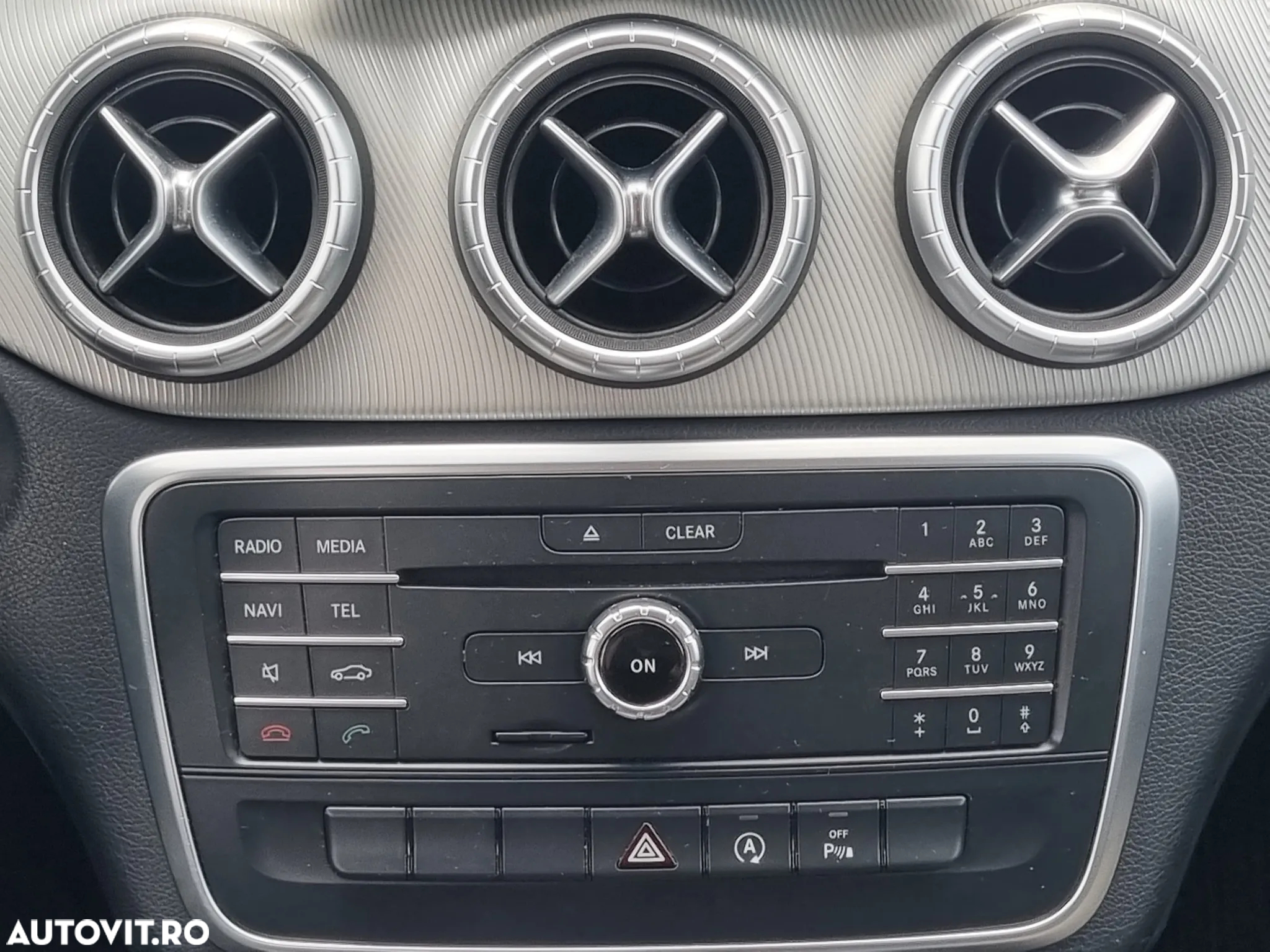 Mercedes-Benz CLA - 23