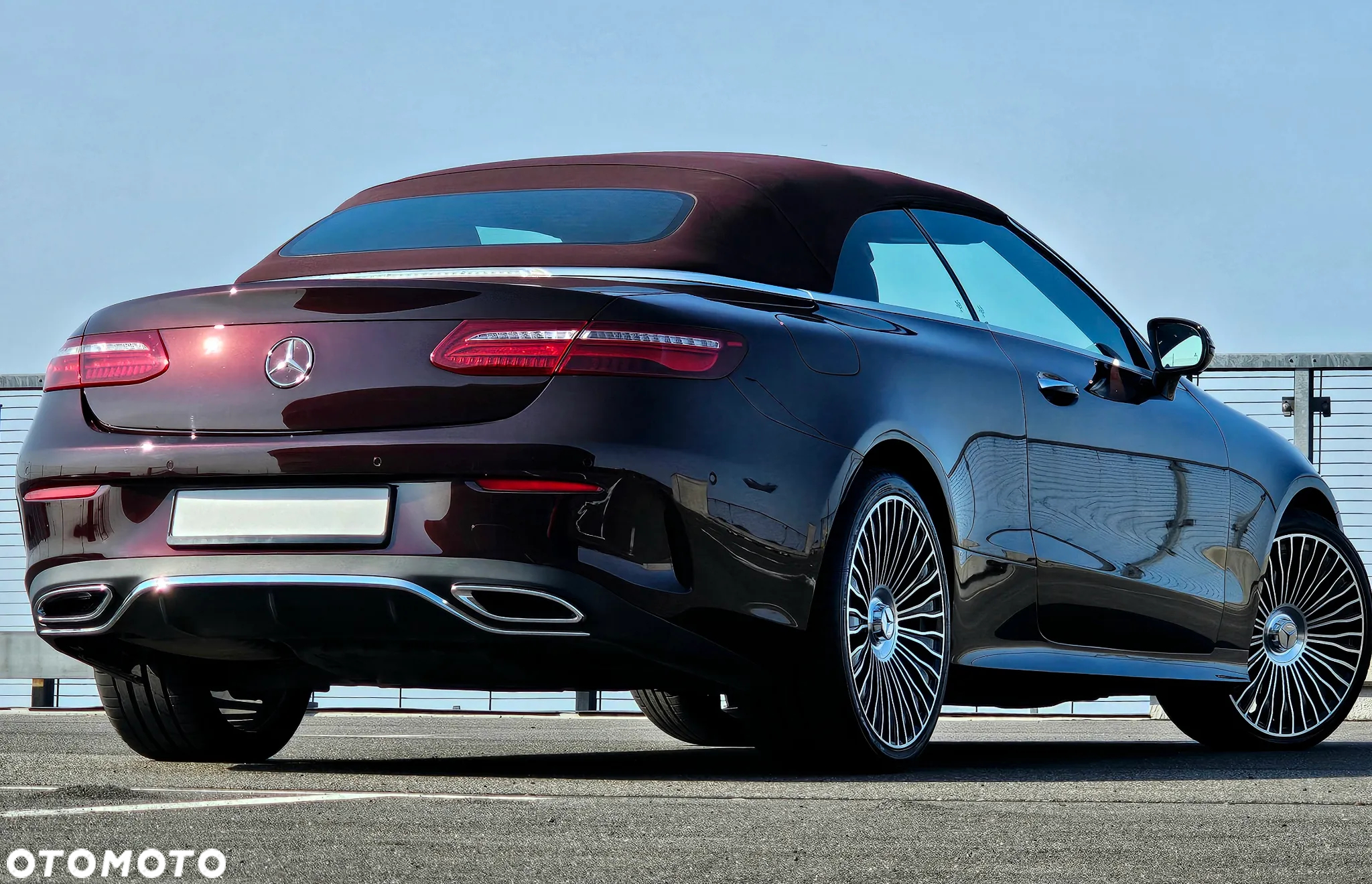 Mercedes-Benz Klasa E 220 d Kabriolet 9G-TRONIC - 8
