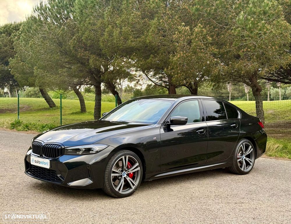 BMW 330 e Pack Desportivo M Pro Auto - 6