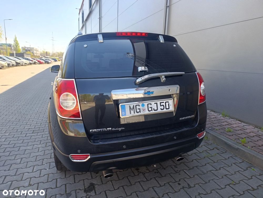 Chevrolet Captiva 2.4 2WD 7 Sitzer LS Family Edition - 22