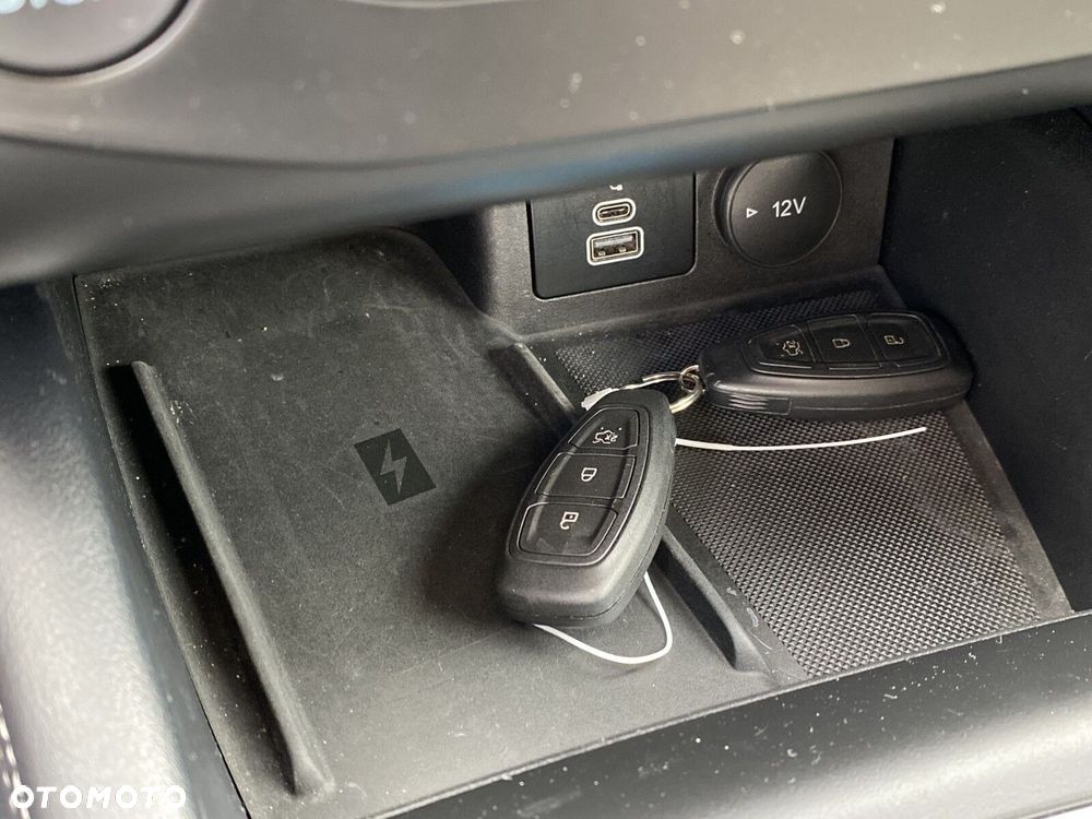 Ford Focus - 25