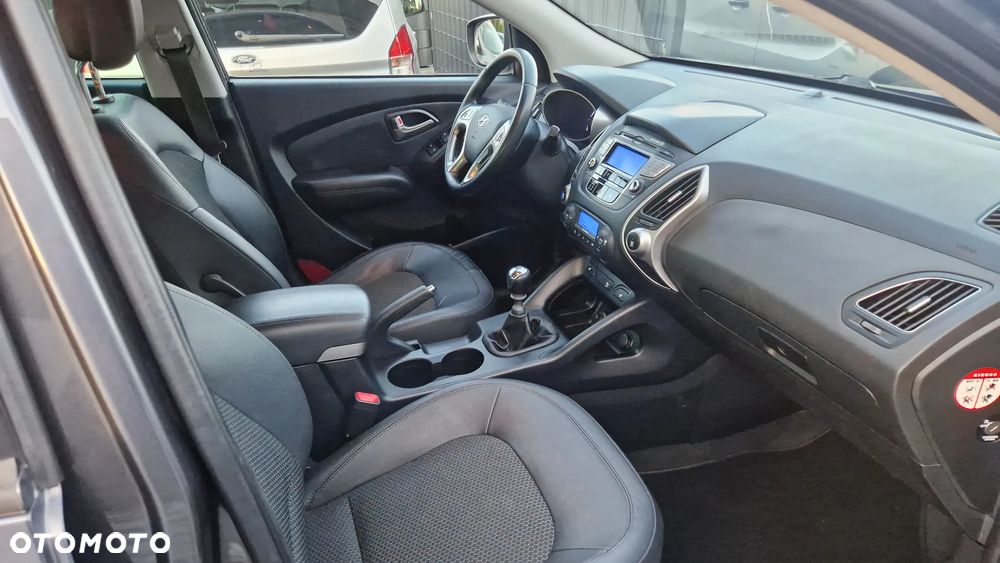 Hyundai ix35 2.0 CRDi Premium 2WD - 8