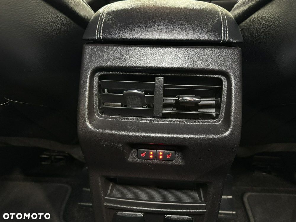 Ford Edge 2.0 TDCi Bi-Turbo 4x4 Sport - 30