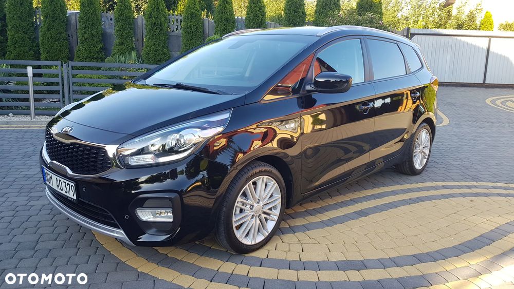 Kia Carens 1.6 GDI Dream Team Edition - 2