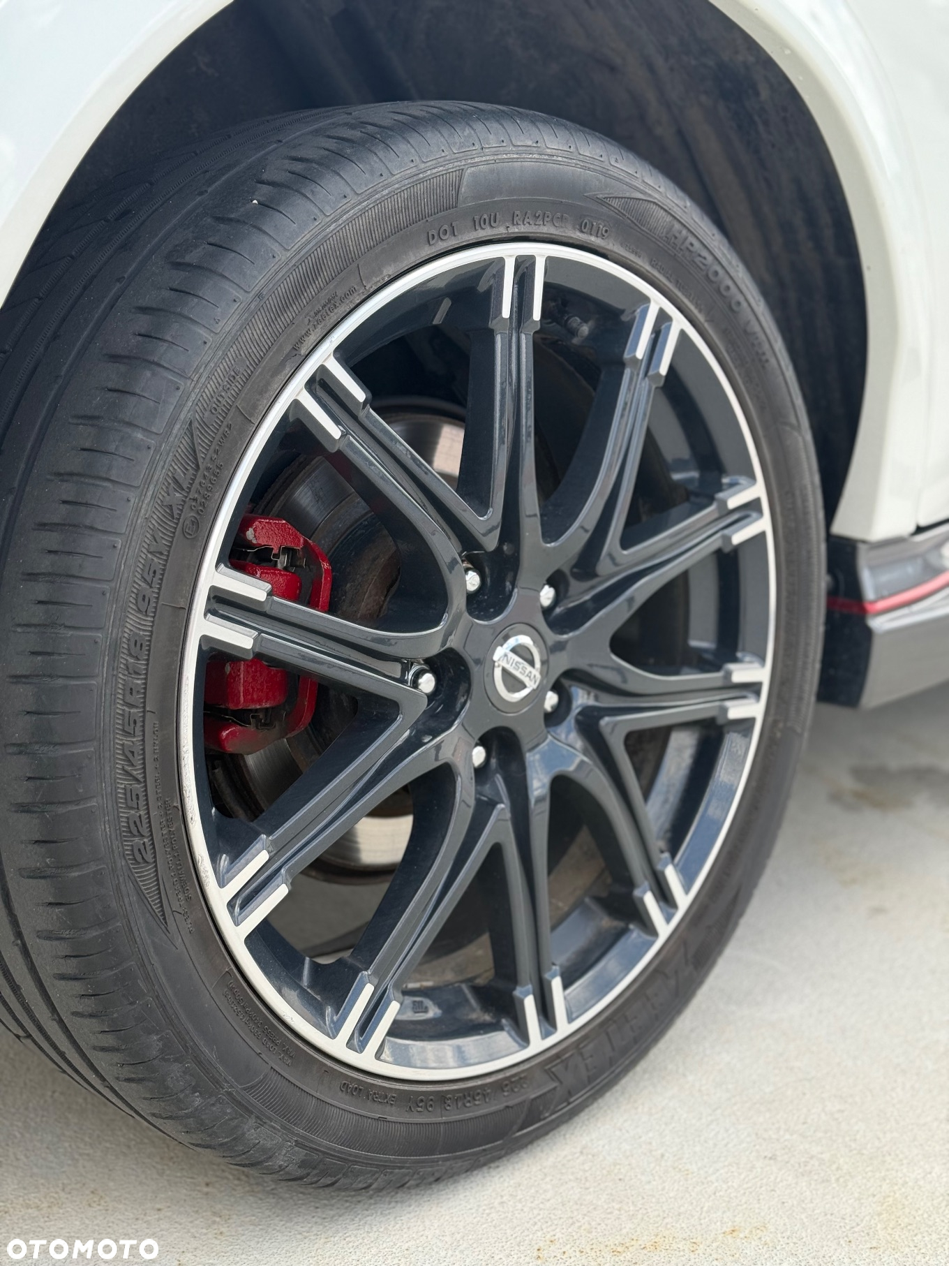Nissan Juke 1.6 DIG-T Nismo RS 4WD Xtronic EU6 - 19