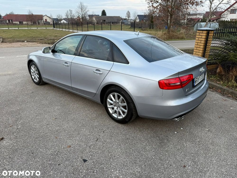 Audi A4 Limousine 2.0 TDI ultra - 4
