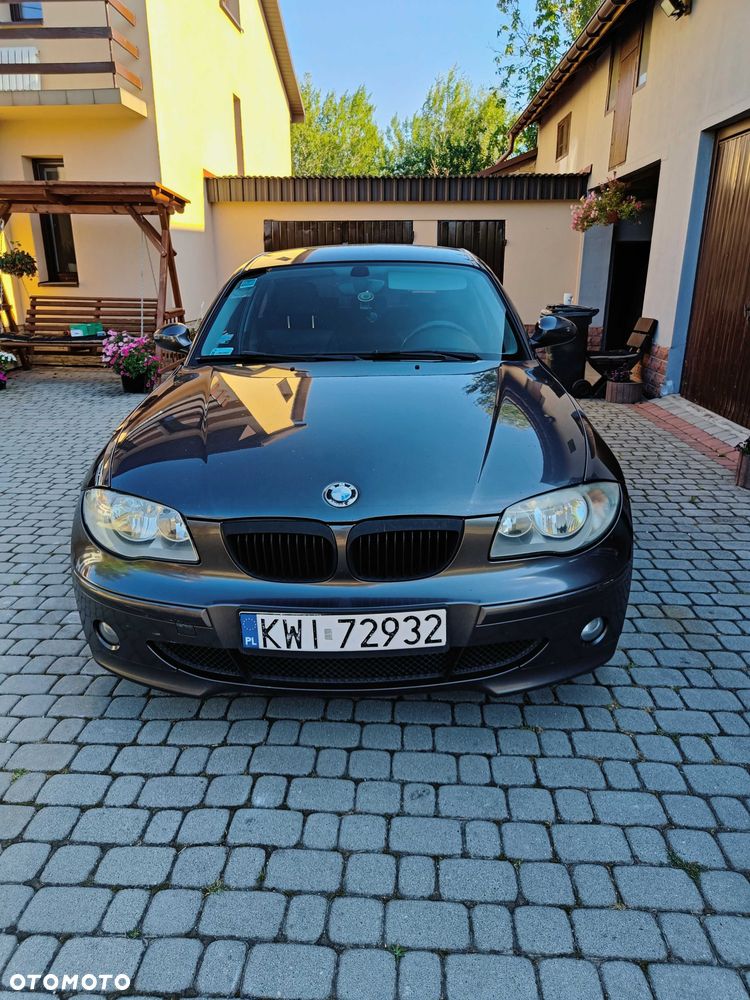 BMW Seria 1 2004 photo 3