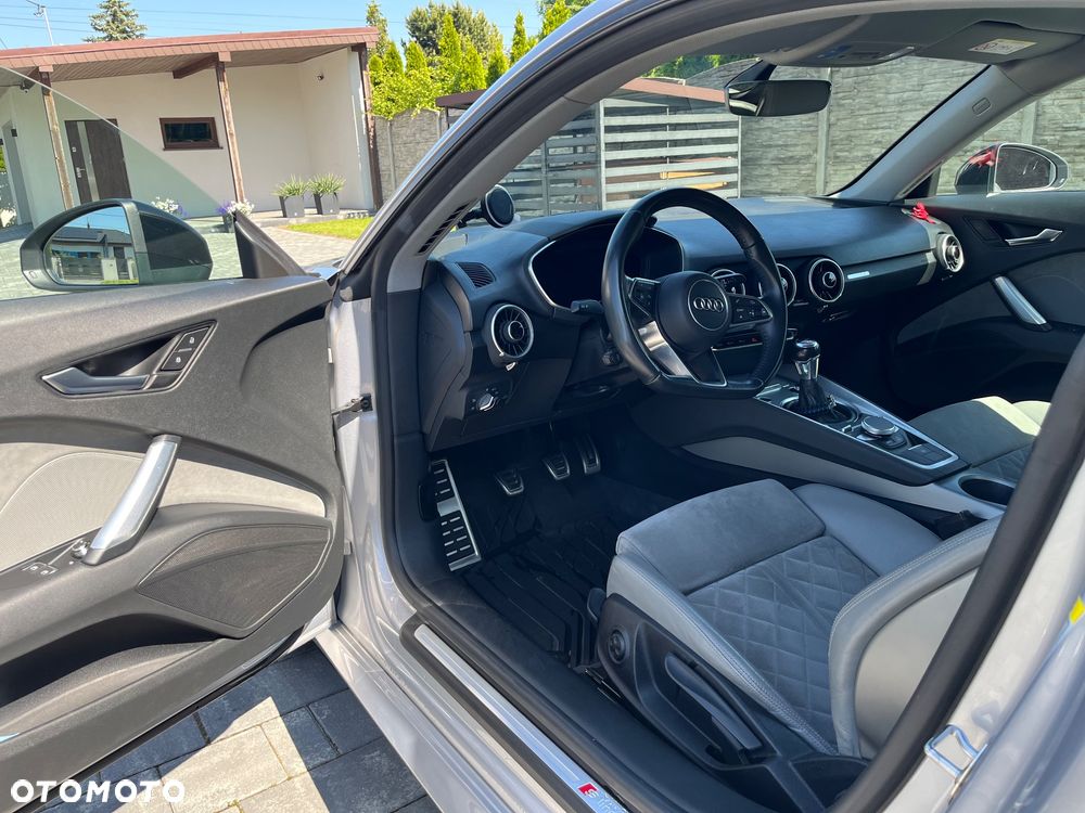 Audi TT Coupé 1.8 TFSI - 12