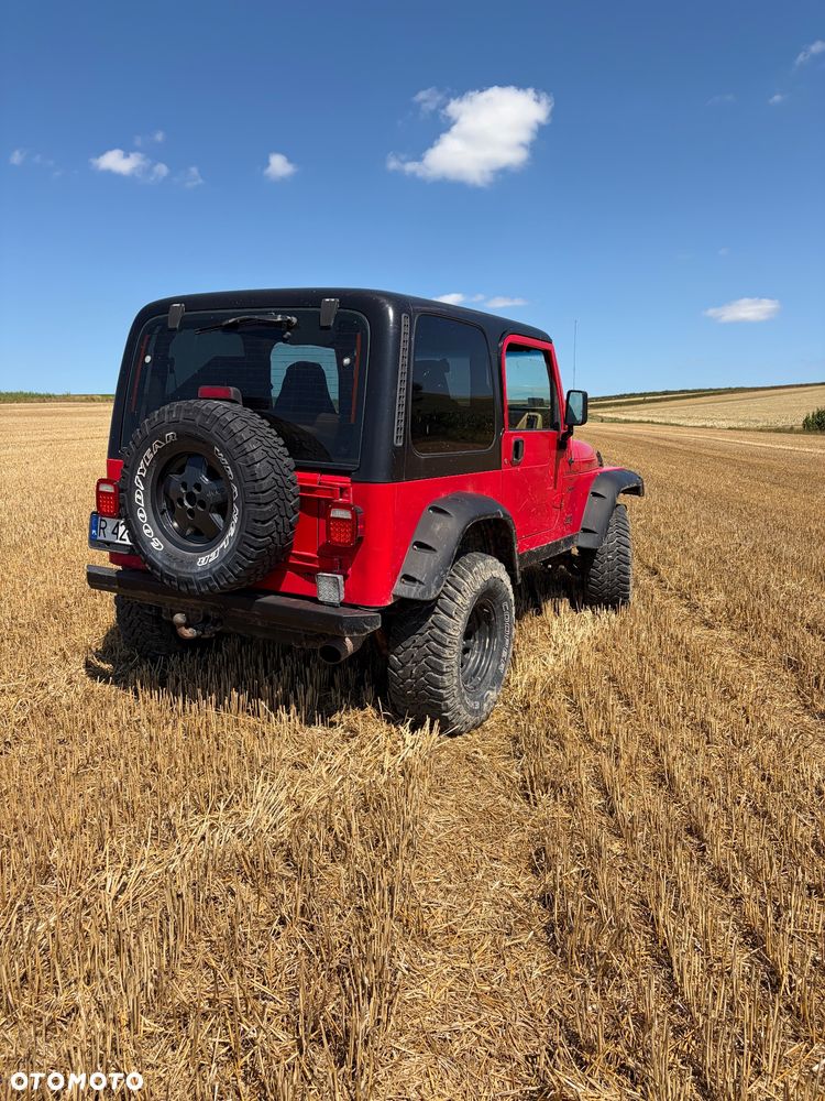 Jeep Wrangler - 3