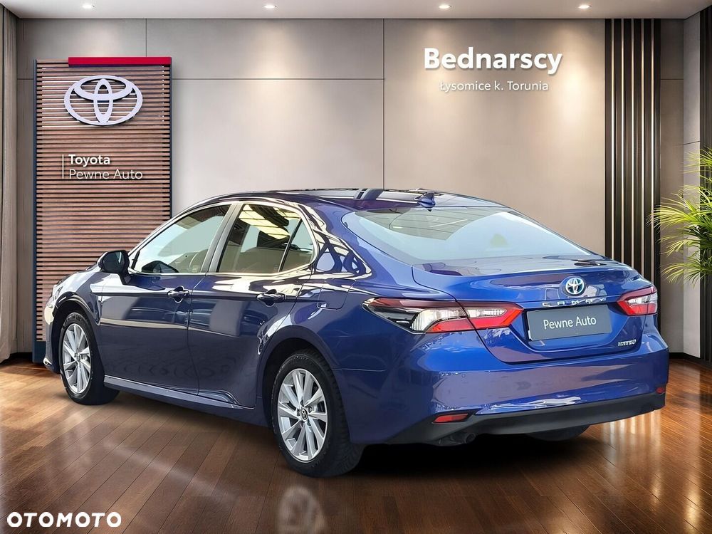 Toyota Camry 2.5 Hybrid Comfort CVT - 4