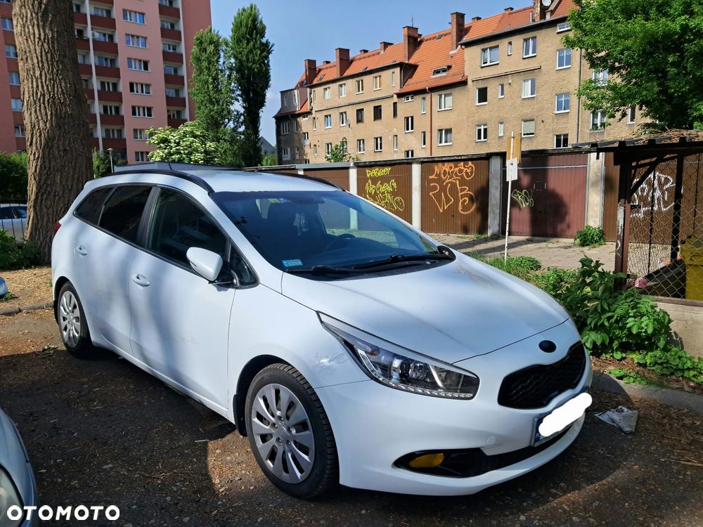 Kia Ceed 1.6 CRDi XL - 1