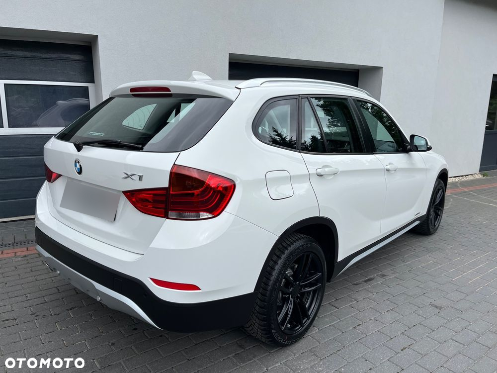 BMW X1 xDrive18d xLine - 8