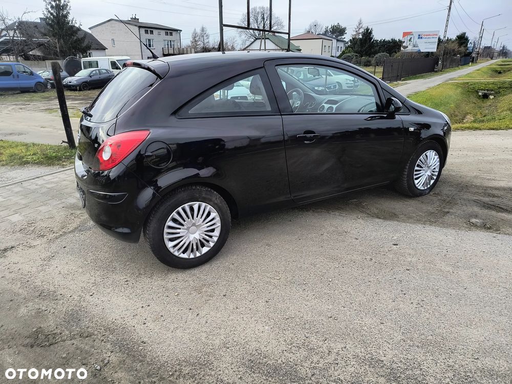 Opel Corsa 1.2 16V - 19
