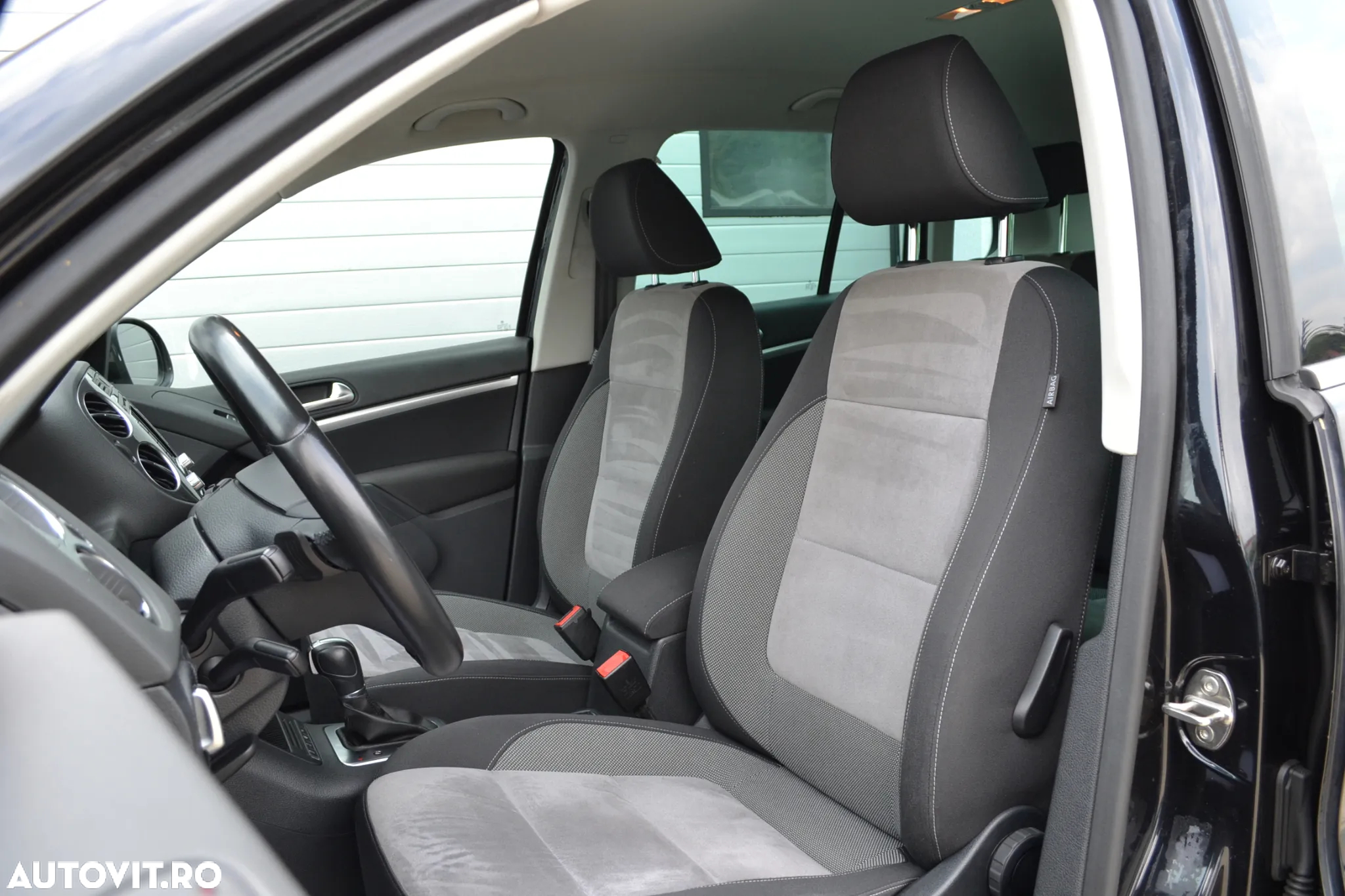Volkswagen Tiguan 2.0 TDI 4Motion DSG BMT Sport & Style - 13