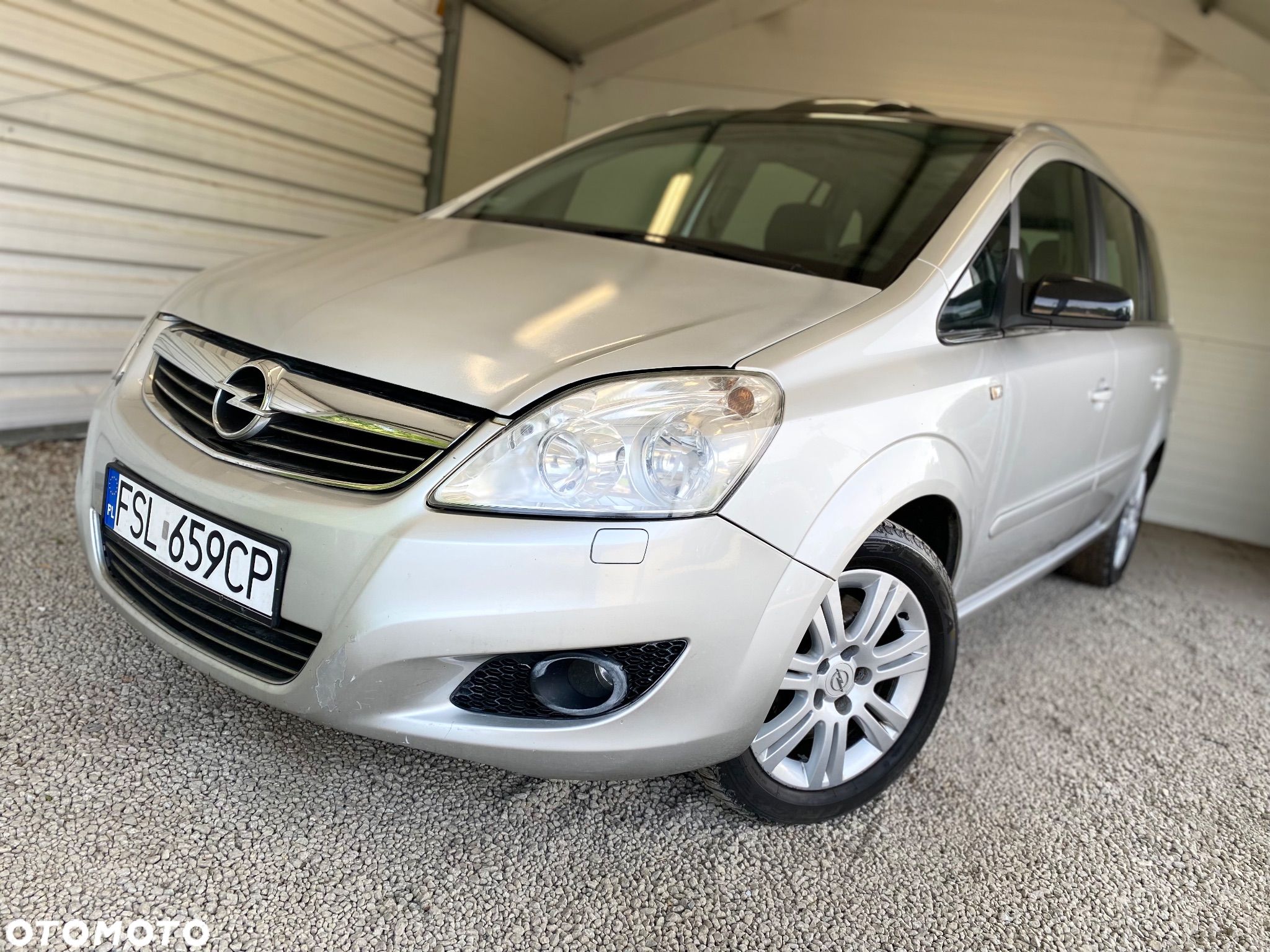 Opel Zafira 1.9 CDTI Elegance - 1