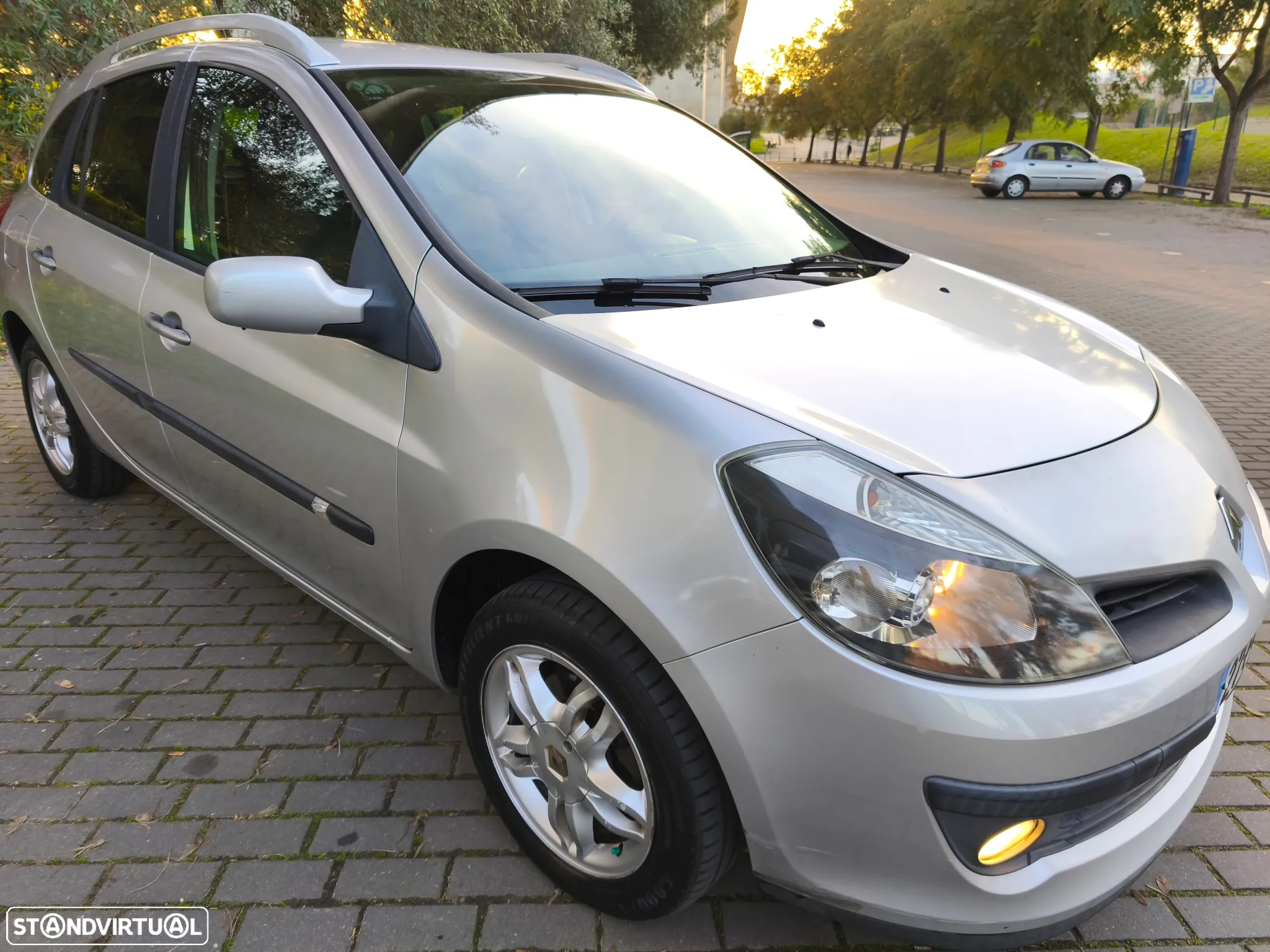 Renault Clio Break 1.2 16V Dynamique - 8