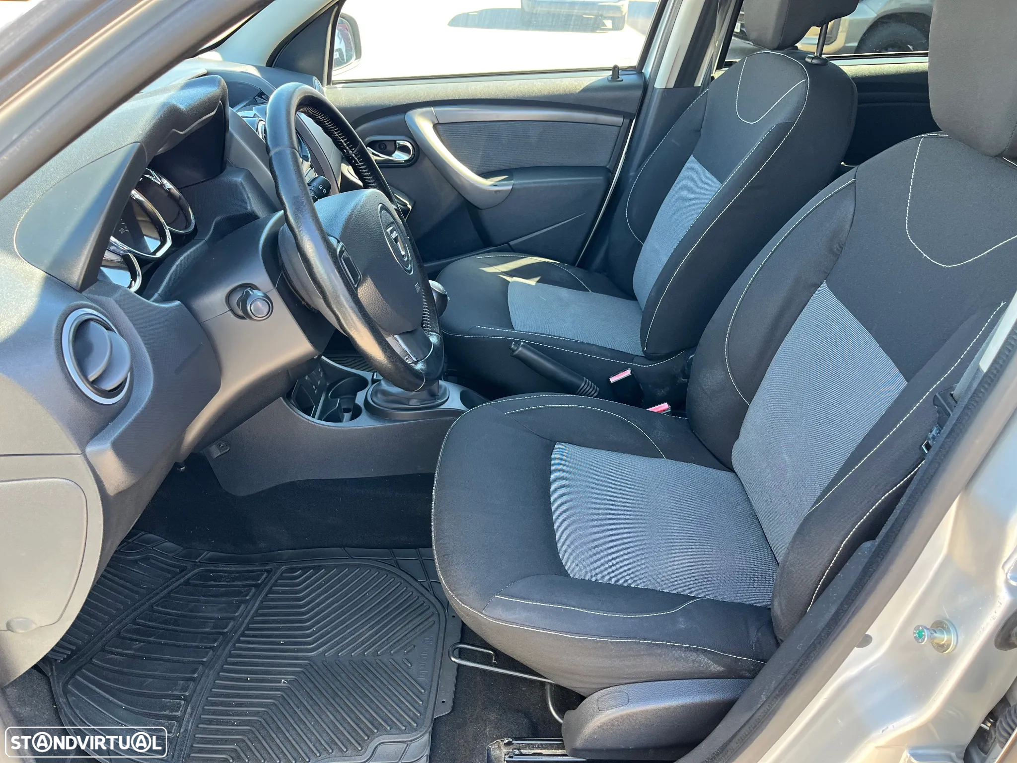 Dacia Duster 1.5 dCi Prestige - 11