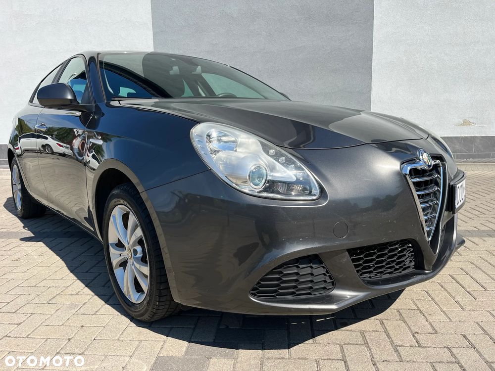 Alfa Romeo Giulietta - 1