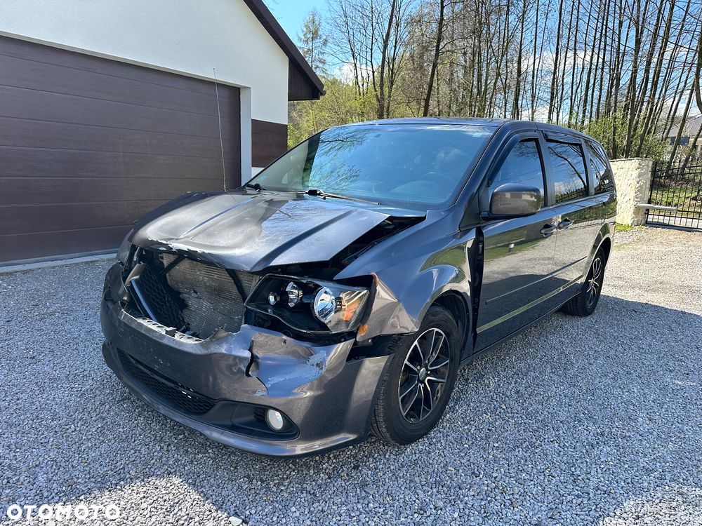 Dodge Grand Caravan 3.6 R/T - 2