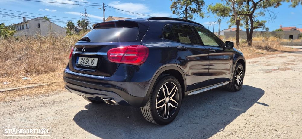 Mercedes-Benz GLA 180 d Aut. - 4