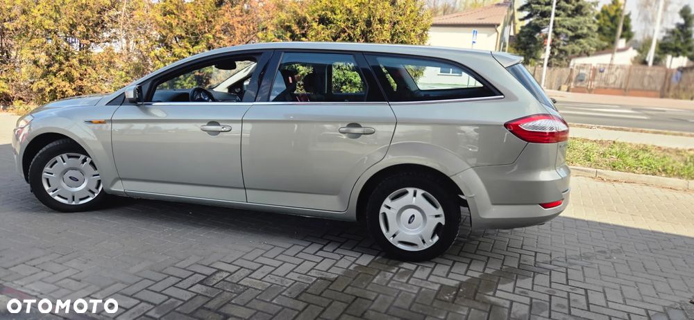 Ford Mondeo 2.0 TDCi Ghia - 6