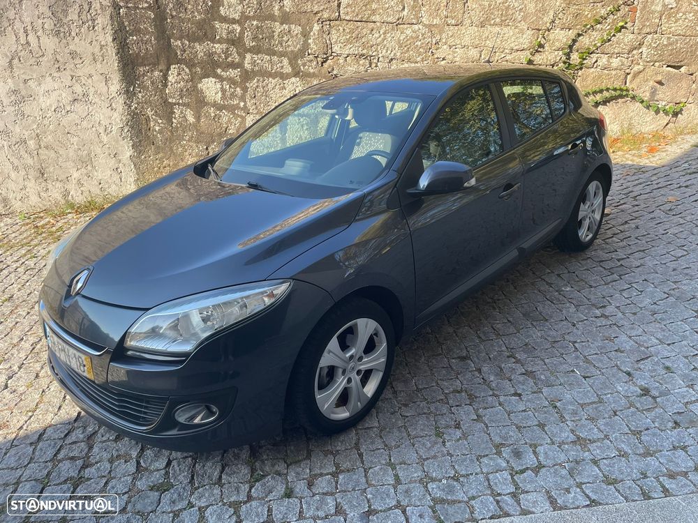 Renault Mégane 1.5 dCi Dynamique - 6