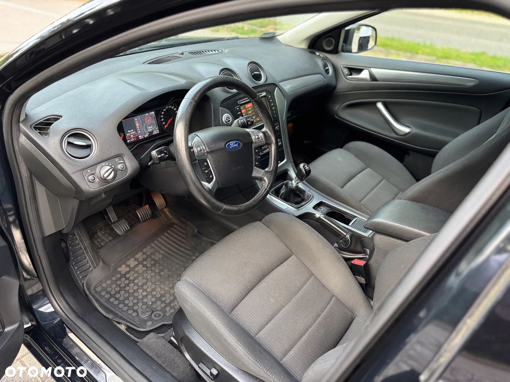 Ford Mondeo 2.2 TDCi Titanium - 17