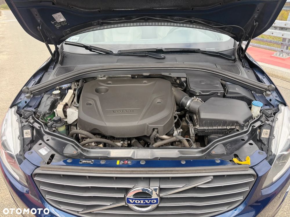 Volvo XC 60 D4 Drive-E Ocean Race - 5