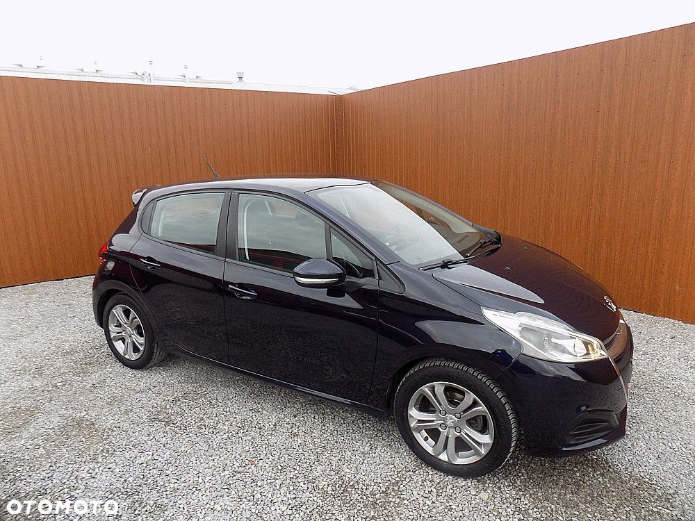 Peugeot 208 PureTech 82 Start & Stop Allure - 27