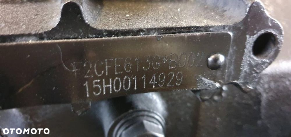 SILNIK SŁUPEK HEW HOLLAND T8 T8.320 F2CFE613G FV23 - 3