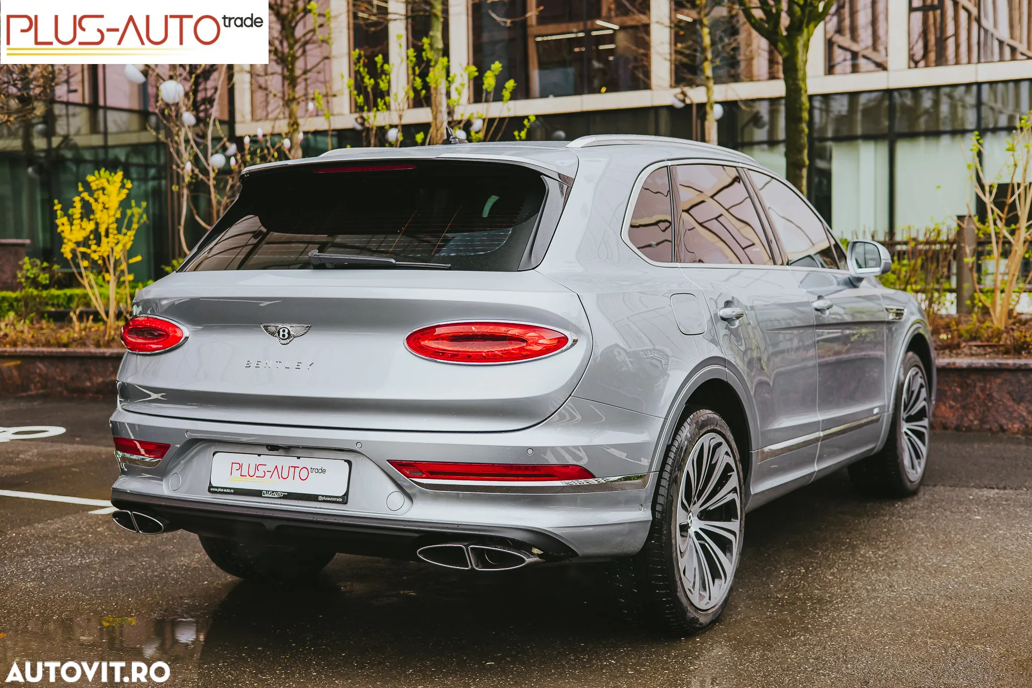 Bentley Bentayga - 16