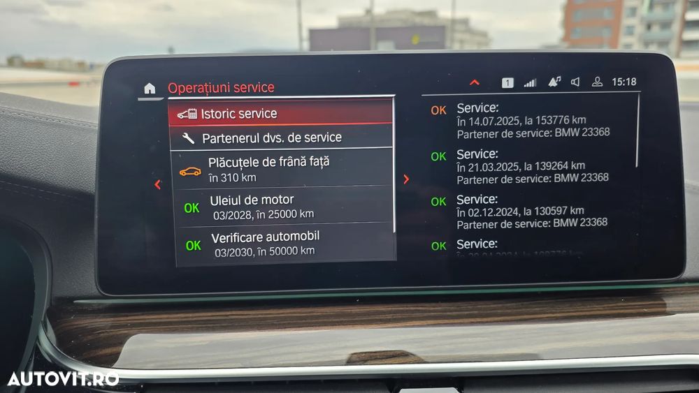 BMW Seria 5 520d Aut. Luxury Line - 33