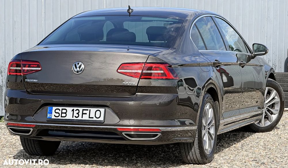 Volkswagen Passat 2.0 TDI SCR DSG Comfortline - 4