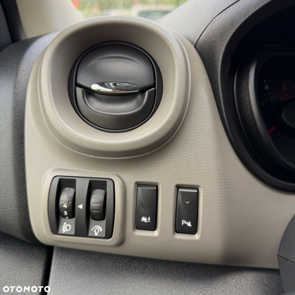 Renault Trafic - 28