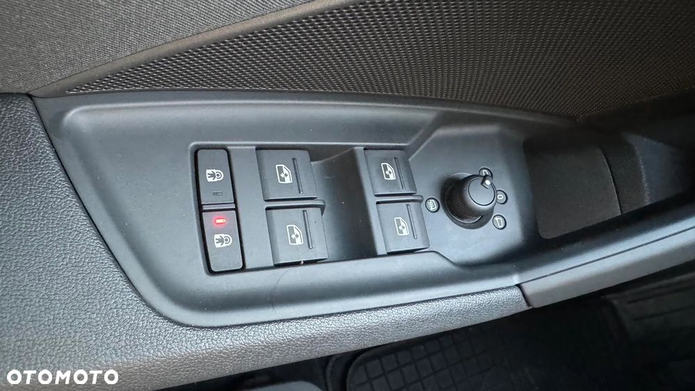 Audi A3 ver-30-tfsi-sportback - 10